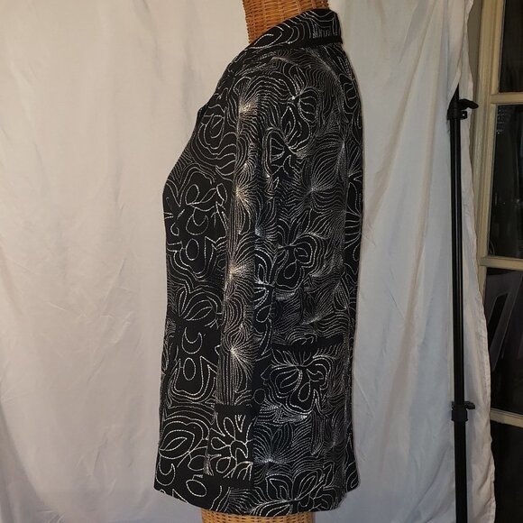 Ladies CHICO'S Black Blazer w/White Embroidered Designs - Chico's 1 - Picture 2 of 5